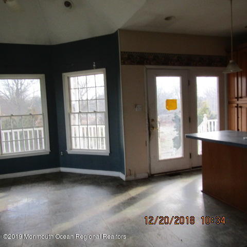 35 Holmes Mill Road Cream Ridge, NJ 08514 - Photo 4 of 7 a view of an empty room with a window