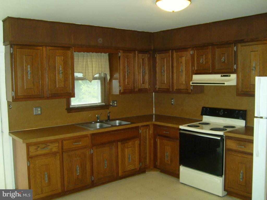 231 Stoney Hill Road Quarryville, PA 17566 - Photo 4 of 7 Gallery Image 4
