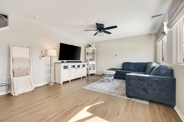 $429,900 | 1595 Bayberry Lane, Pingree Grove, IL 60140