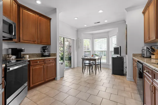 $369,000 | 1008 Renaissance Court, Chattanooga, TN 37419