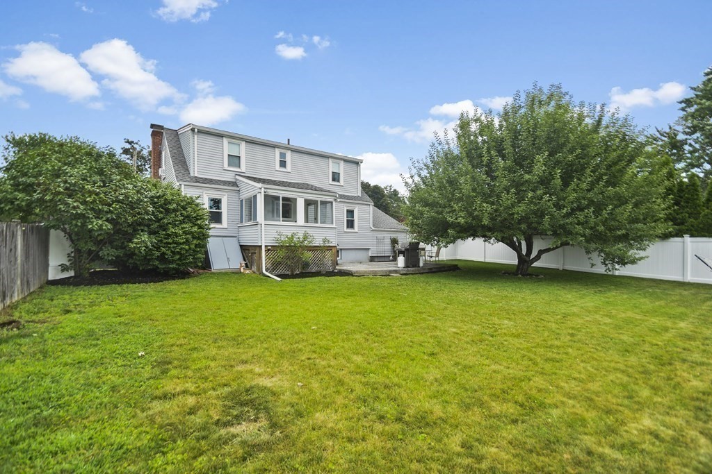 10 Cleveland Road Waltham, MA 02453 - Photo 25 of 31 Gallery Image 25