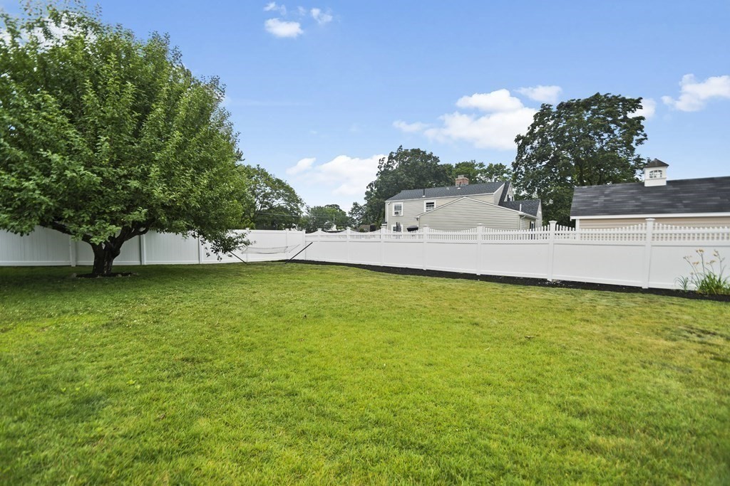10 Cleveland Road Waltham, MA 02453 - Photo 27 of 31 Gallery Image 27