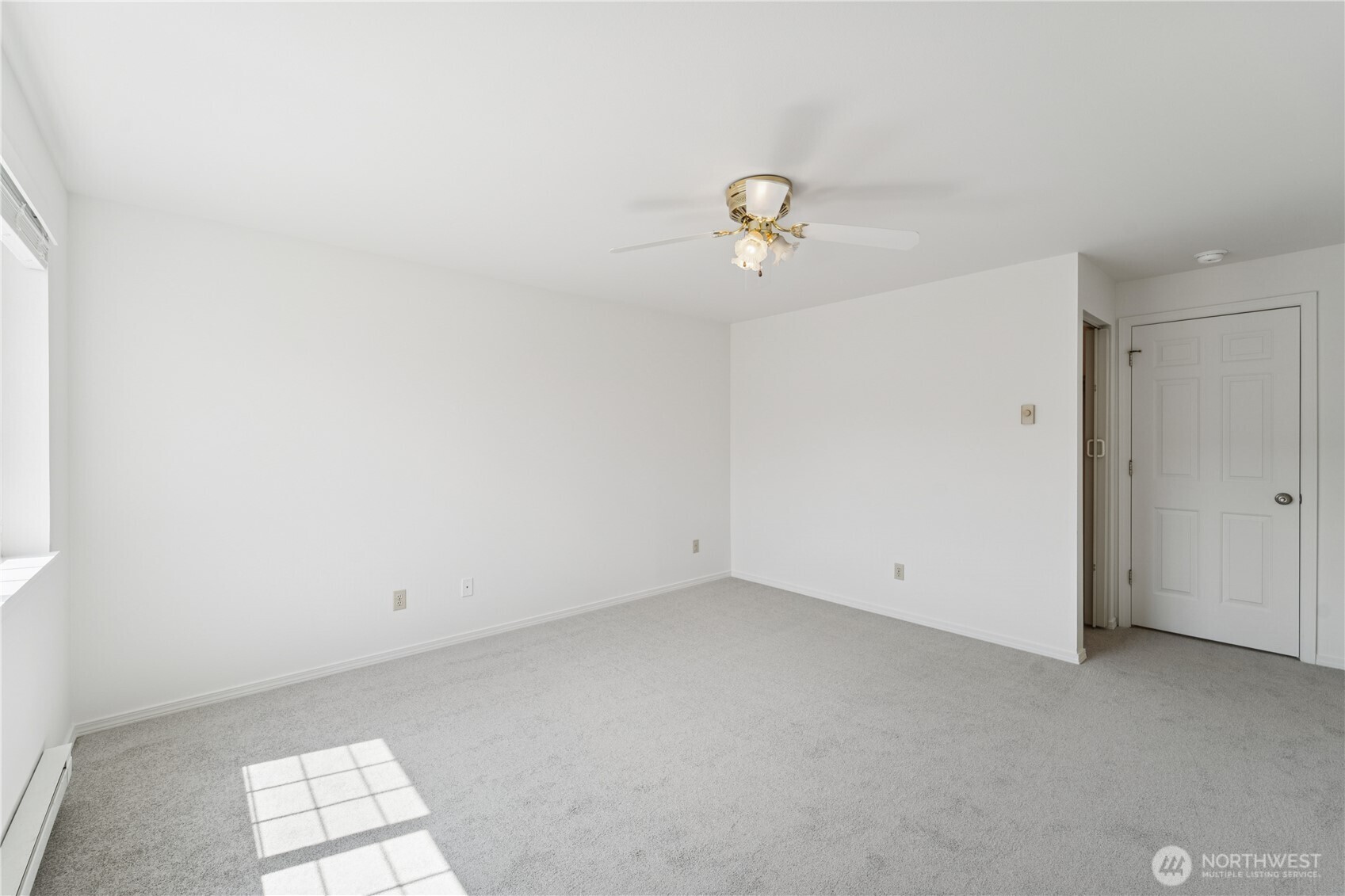 927 132nd Street Southwest, Unit H5 Everett, WA 98204 - Photo 18 of 28