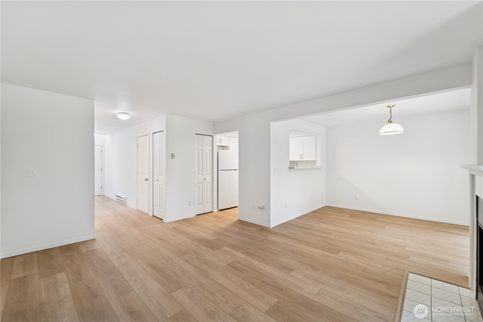 927 132nd Street Southwest, Unit H5 Everett, WA 98204 - Photo 7 of 28