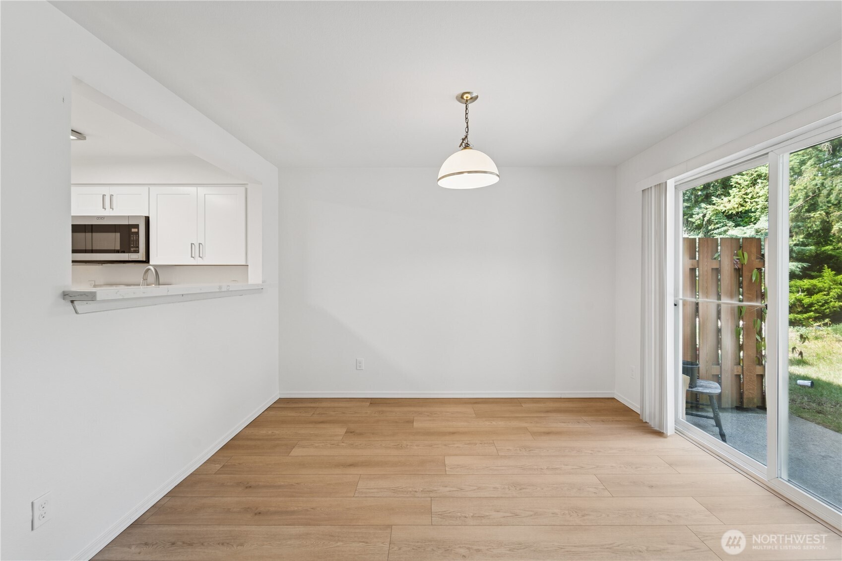 927 132nd Street Southwest, Unit H5 Everett, WA 98204 - Photo 9 of 28