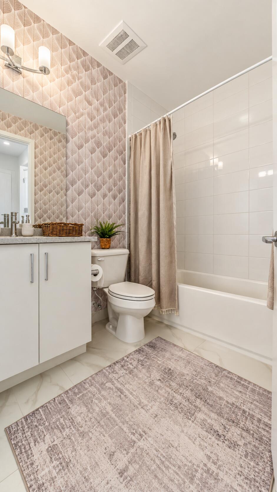 20050 Hirono Lane Boca Raton, FL 33434 - Photo 27 of 71 3rd Bathroom