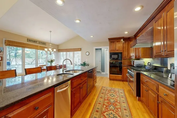$1,798,000 | 215 Causeway Street, Medfield, MA 02052