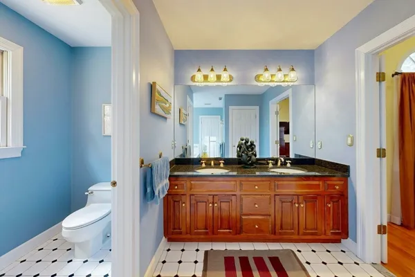 $1,798,000 | 215 Causeway Street, Medfield, MA 02052