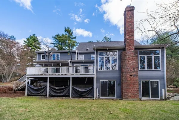 $1,798,000 | 215 Causeway Street, Medfield, MA 02052