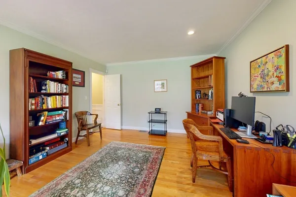 $1,798,000 | 215 Causeway Street, Medfield, MA 02052