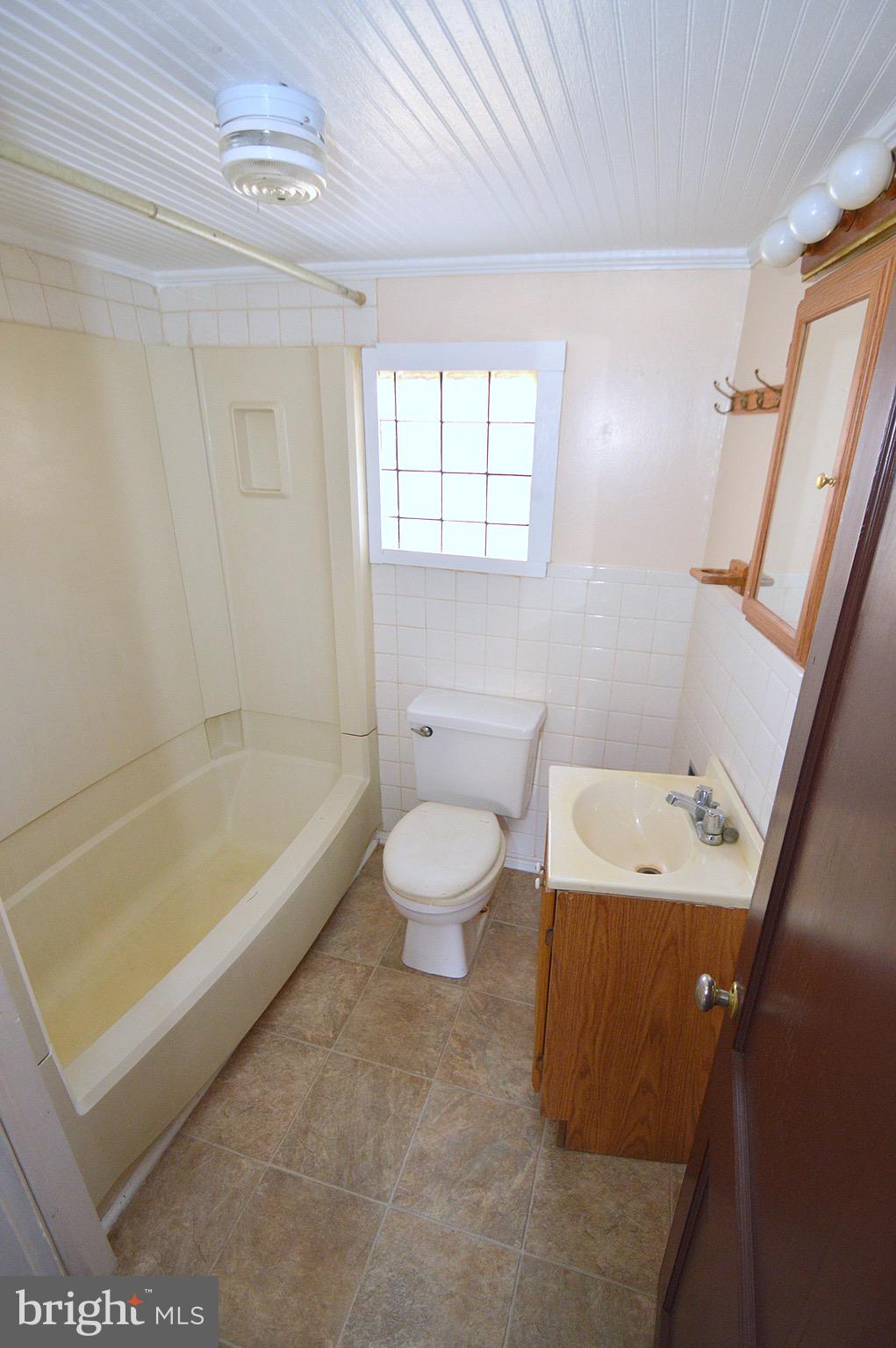 3751 Highland Ridge Road Berkeley Springs, WV 25411 - Photo 28 of 39