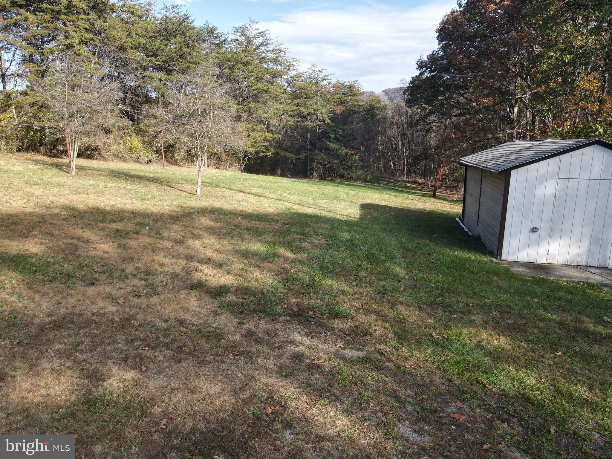 3751 Highland Ridge Road Berkeley Springs, WV 25411 - Photo 6 of 39