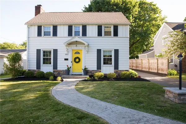 $349,900 | 2821 Elmwood Avenue, Brighton, NY 14618