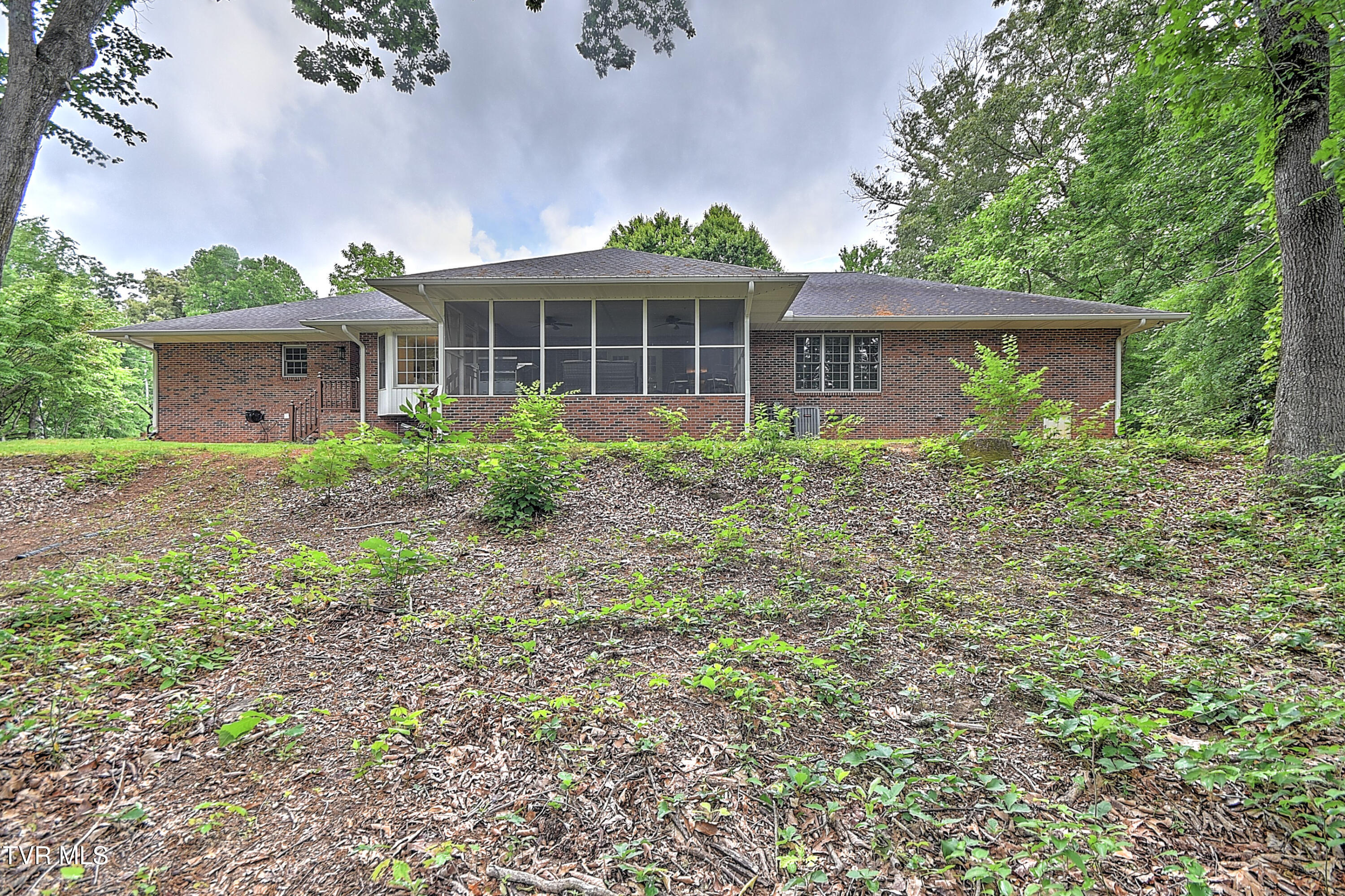 145 Zeb Grindstaff Road Elizabethton, TN 37643 - Photo 56 of 68 145 Zeb Grindstaff JV-60