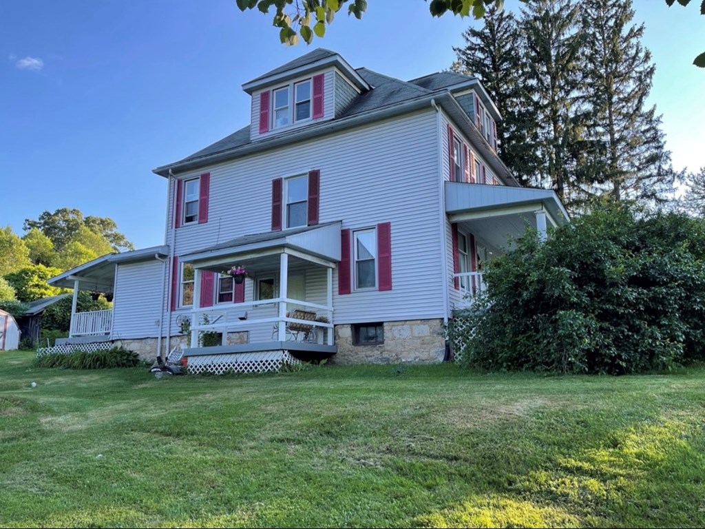 1226 Mercer Road Franklin, PA 16323 - Photo 4 of 68