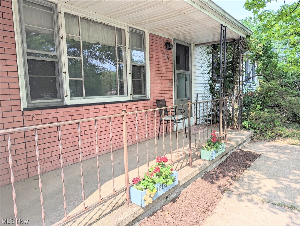 4138 Kirk Road Youngstown, OH 44511 - Photo 2 of 32 Gallery Image 2