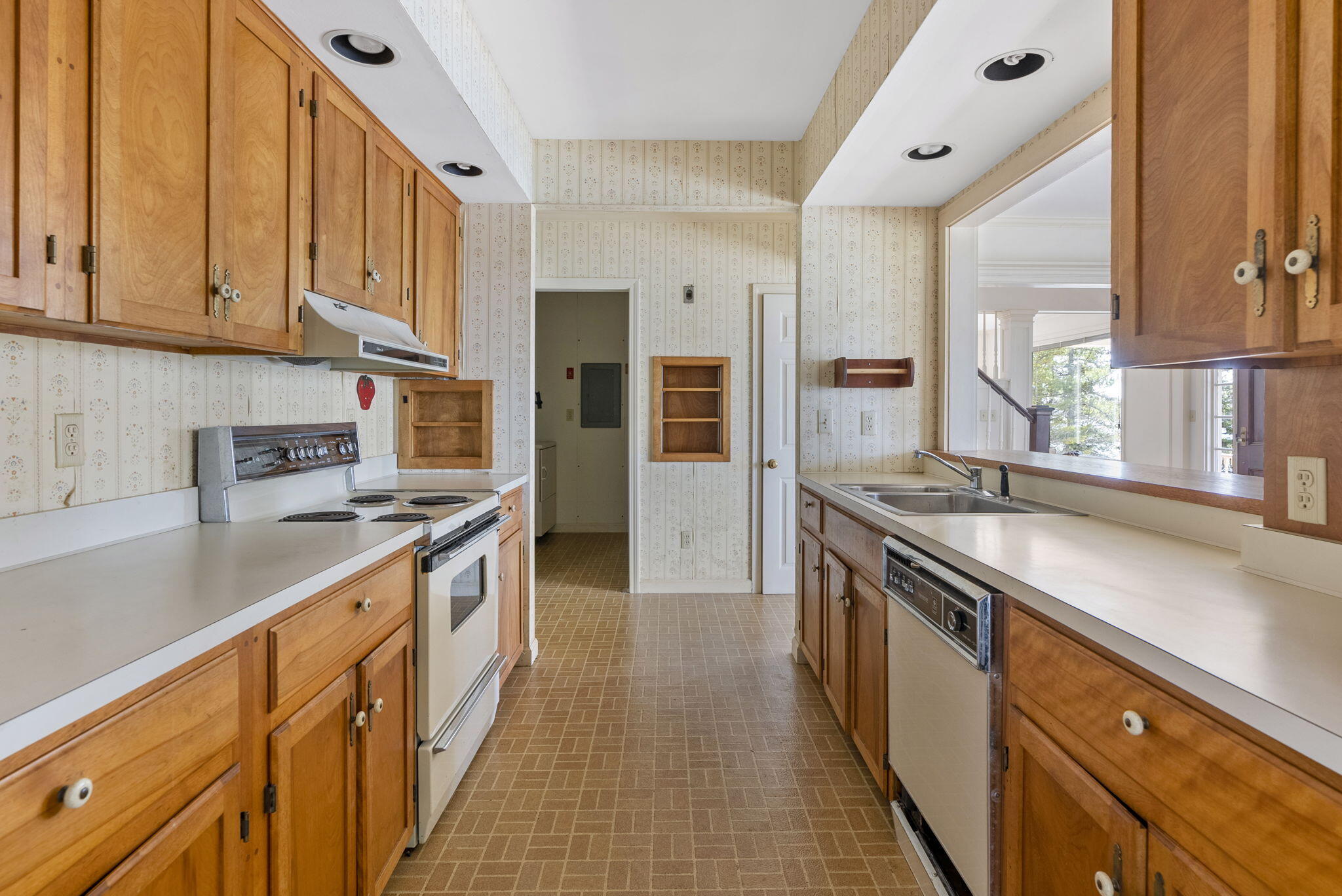 92 Silver Mine Lane Sedgwick, ME 04673 - Photo 18 of 74 38-web-or-mls-DSC05970