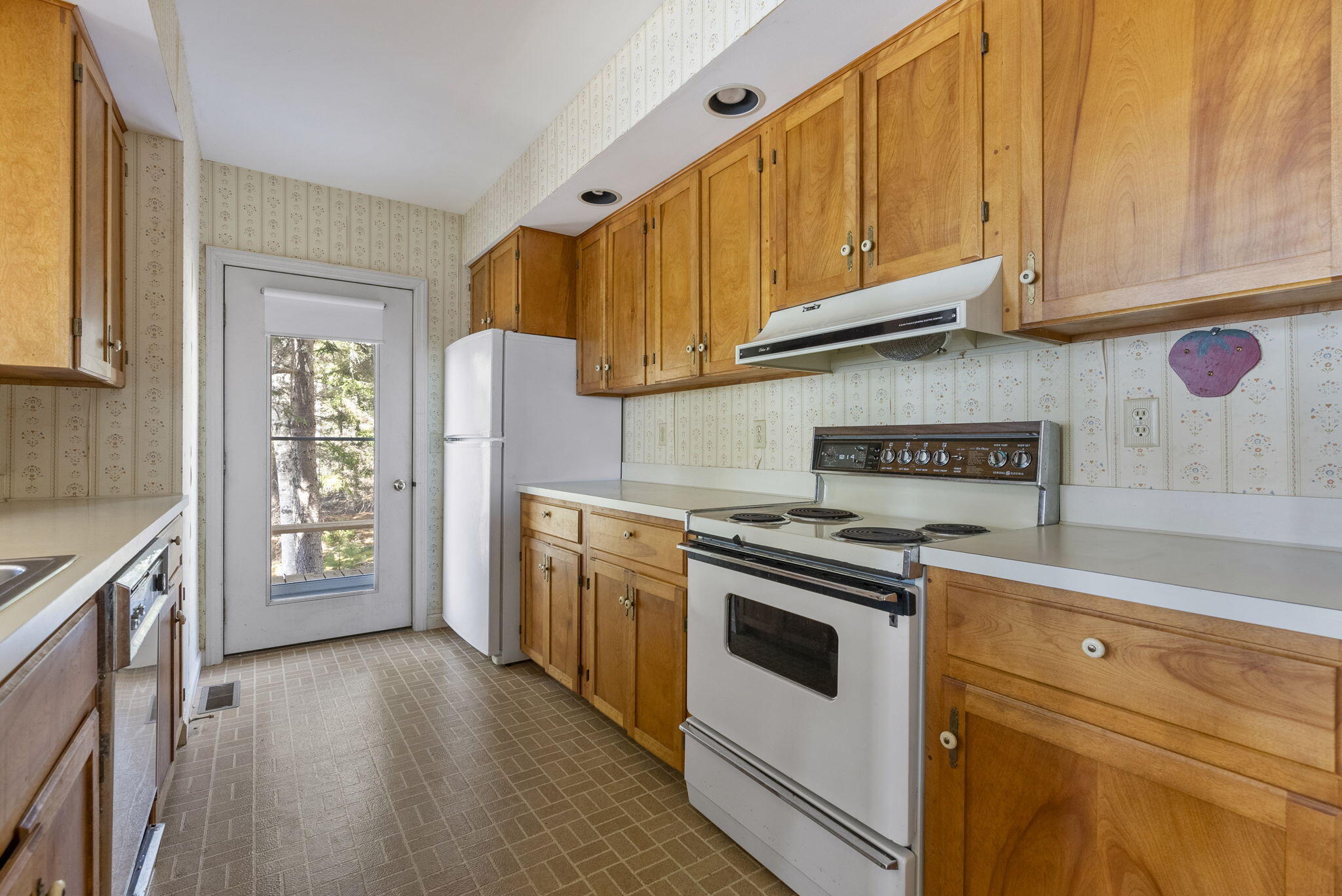 92 Silver Mine Lane Sedgwick, ME 04673 - Photo 19 of 74 41-web-or-mls-DSC05985