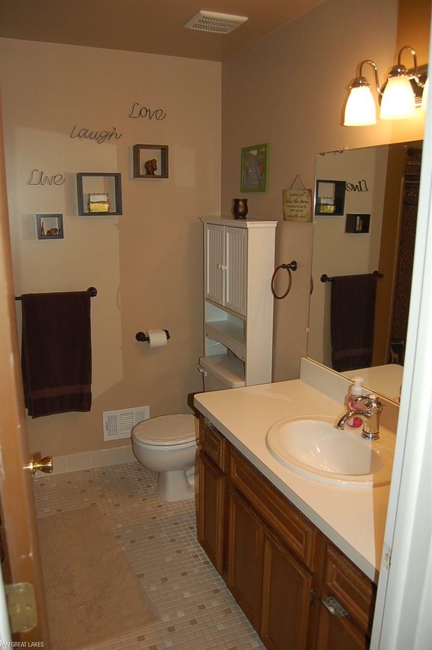 57411 Jewell Road Washington, MI 48094 - Photo 11 of 15