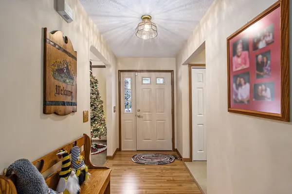 $549,900 | 9131 North 42nd Street, Hickory Corners, MI 49060