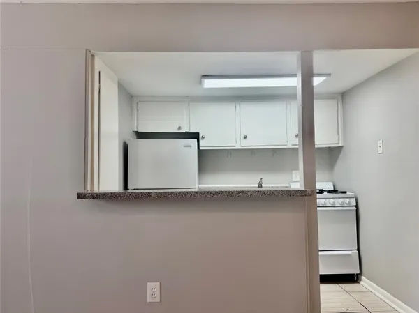 $850 | 2006 Sul Ross Street, Unit 2, Houston, TX 77098