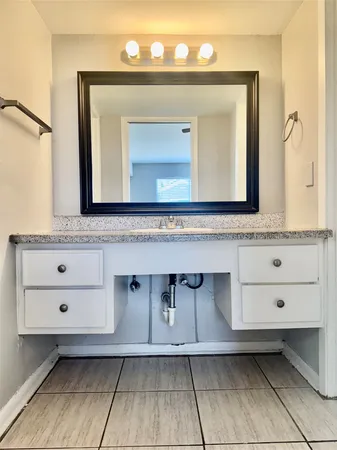 $850 | 2006 Sul Ross Street, Unit 2, Houston, TX 77098