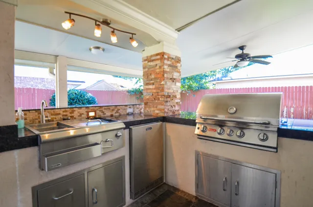 $375,000 | 8803 Tweedbrook Drive, Spring, TX 77379