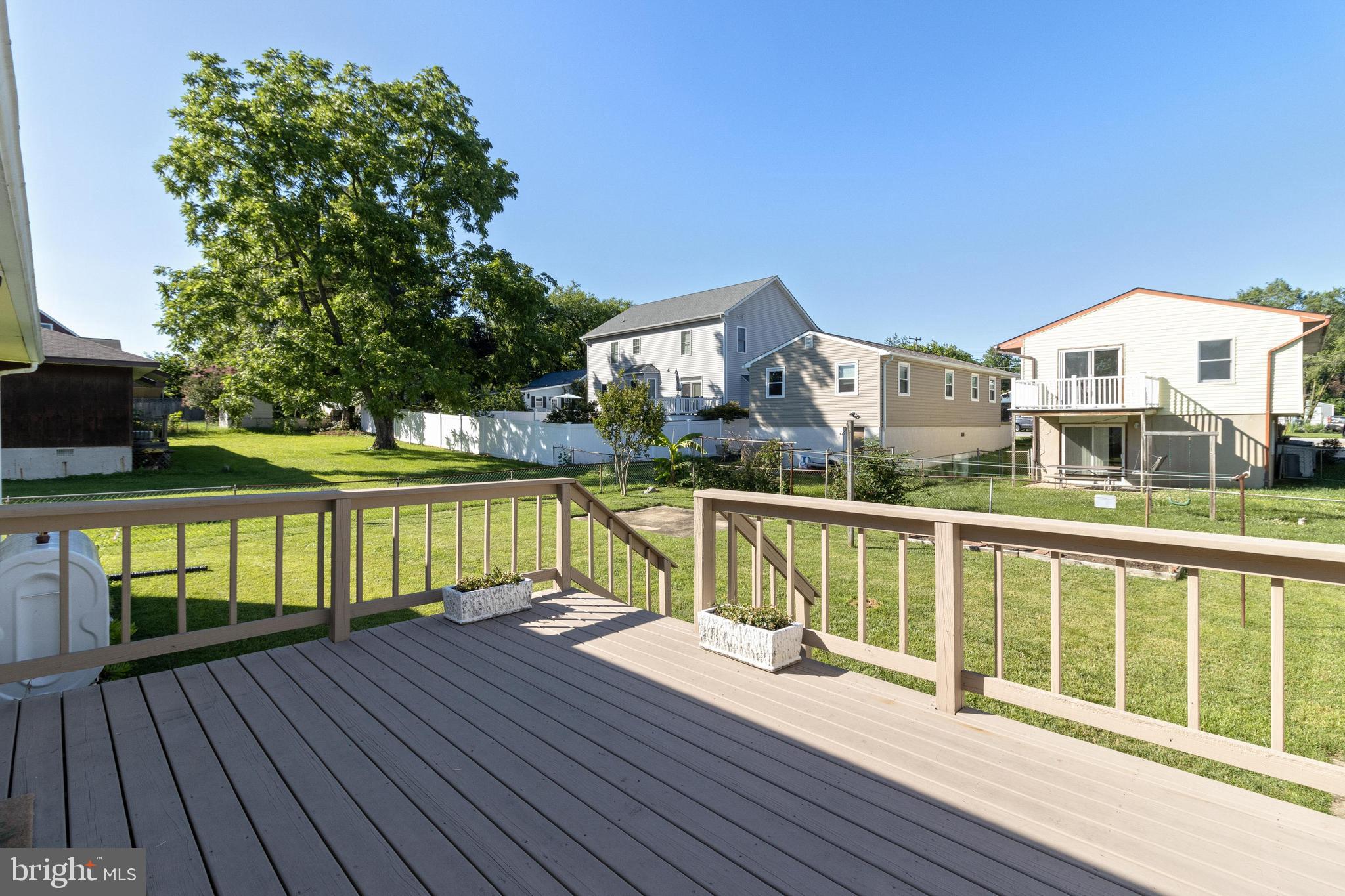 1631 Arundel Road Edgewater, MD 21037 - Photo 38 of 46 Rear Deck
