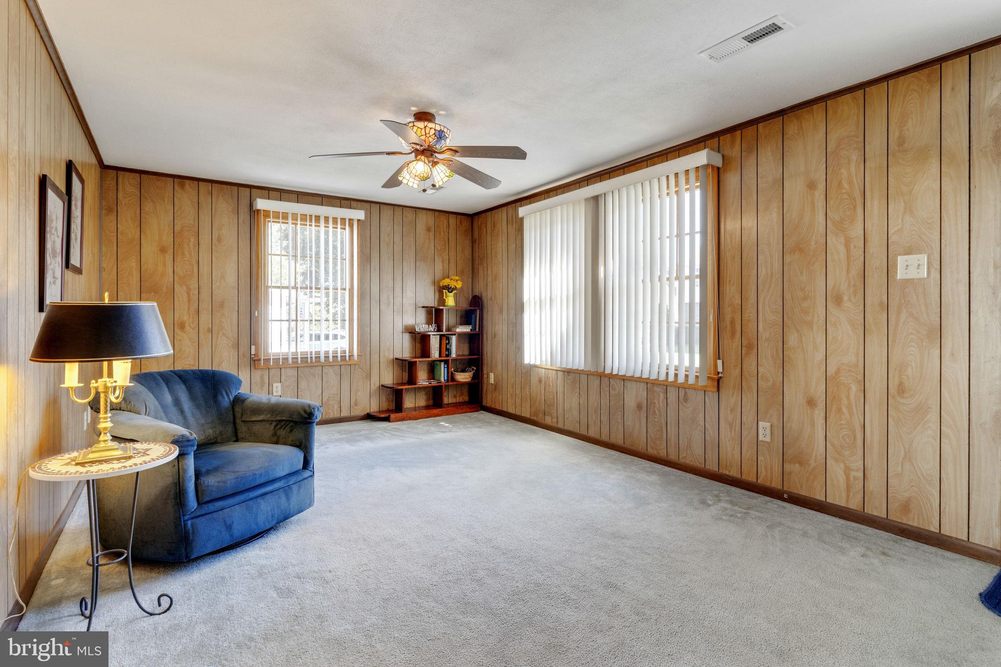1631 Arundel Road Edgewater, MD 21037 - Photo 8 of 46 Living Area