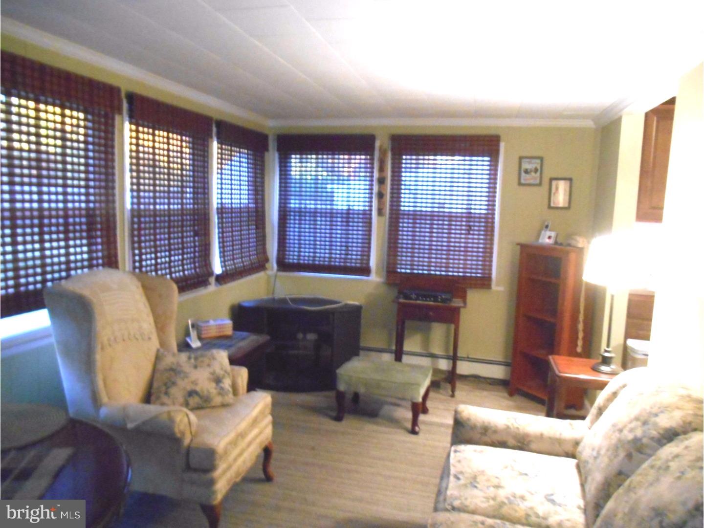 52 Handy Road Levittown, PA 19056 - Photo 6 of 11 Family Room