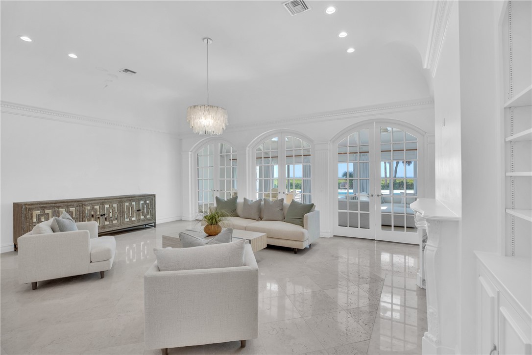 1916 Ocean Drive Vero Beach, FL 32963 - Photo 11 of 32