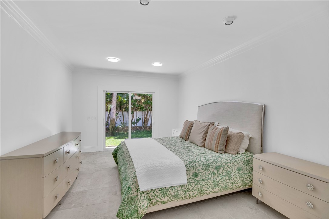 1916 Ocean Drive Vero Beach, FL 32963 - Photo 24 of 32