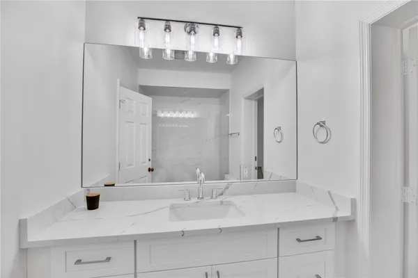 $40,000 | 1916 Ocean Drive, Vero Beach, FL 32963