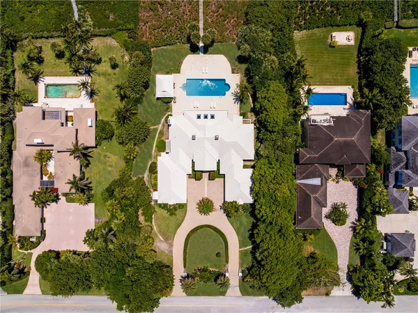 $40,000 | 1916 Ocean Drive, Vero Beach, FL 32963