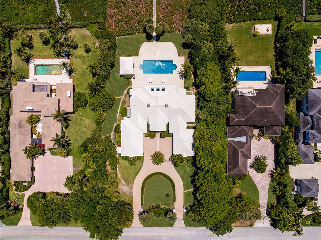 1916 Ocean Drive Vero Beach, FL 32963 - Photo 7 of 32