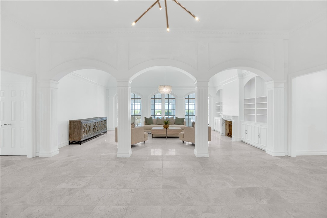 1916 Ocean Drive Vero Beach, FL 32963 - Photo 9 of 32