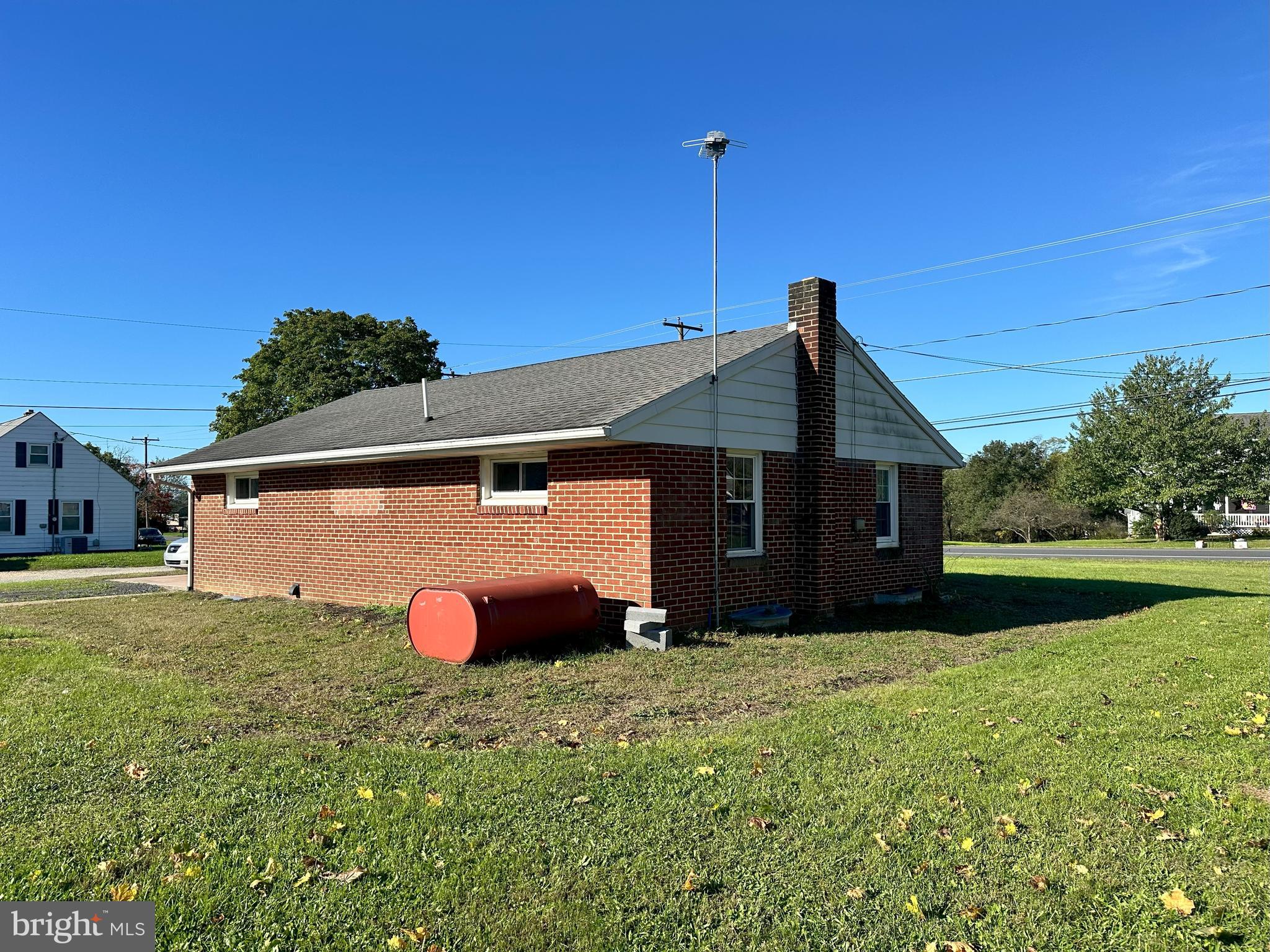2761 Spring Road Carlisle, PA 17013 - Photo 3 of 8 Gallery Image 3
