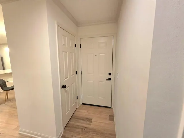 $280,000 | 301 Barrington Hills Drive, Atlanta, GA 30350