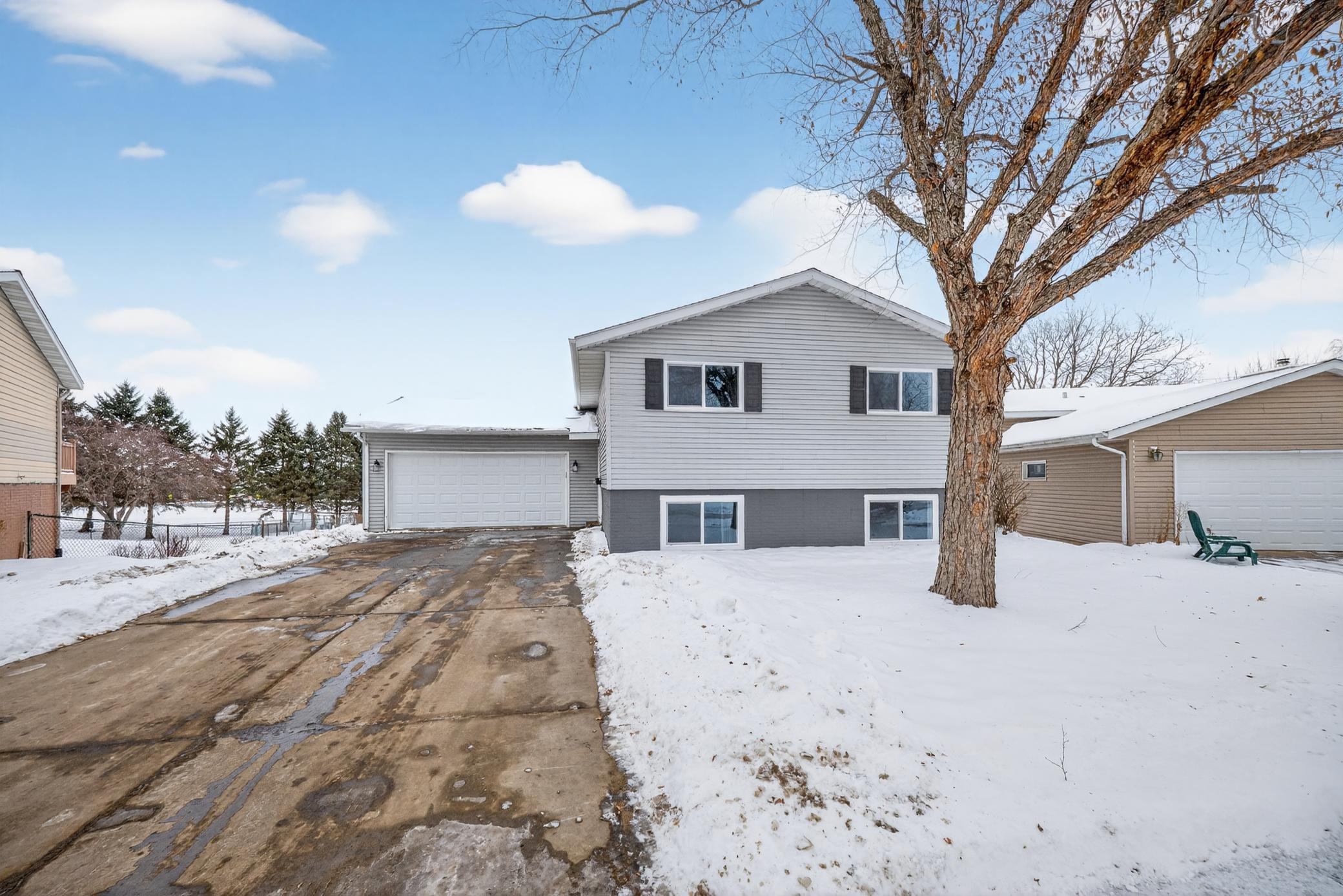 4356 Cimarron Court Northwest Rochester, MN 55901 - Photo 2 of 39