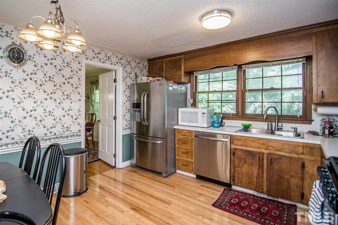 2001 Eagleton Circle Raleigh, NC 27609 - Photo 11 of 30