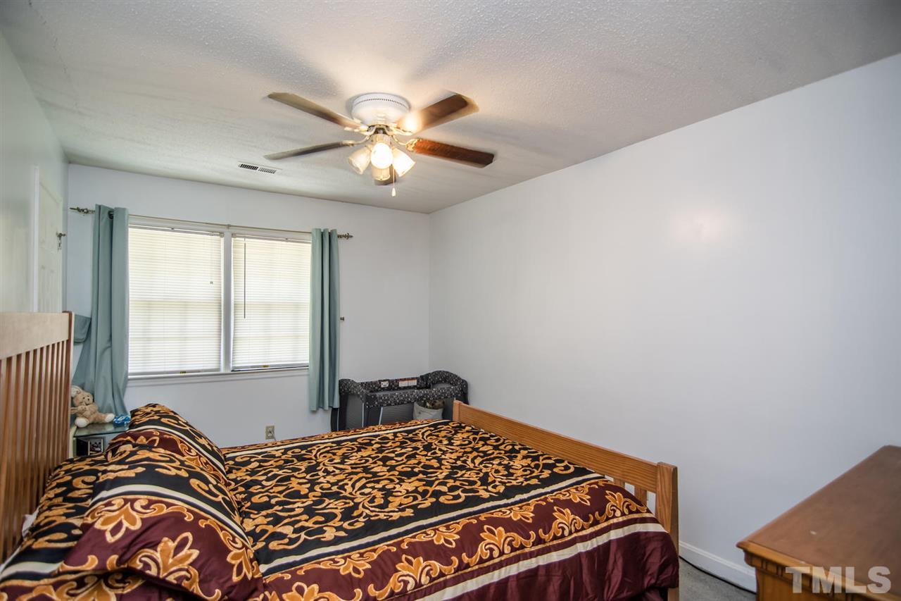 2001 Eagleton Circle Raleigh, NC 27609 - Photo 17 of 30