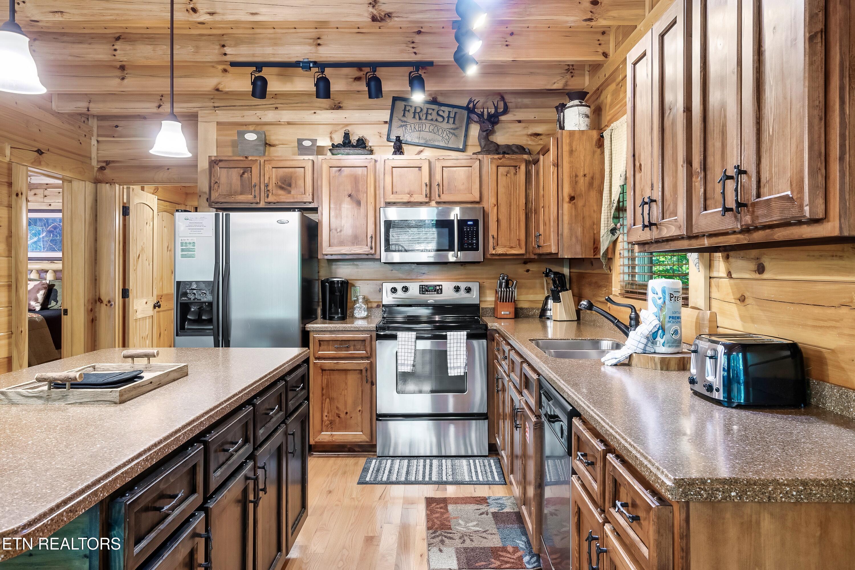 2339 Bogle Spring Loop Sevierville, TN 37862 - Photo 16 of 57 2339BS-19