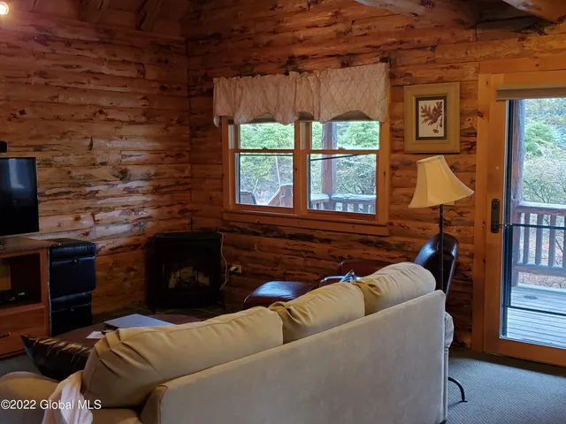 $45,000 | 3210 Lake Shore Drive Lodge 8 Int-8 Drive, Lake George, NY 12845