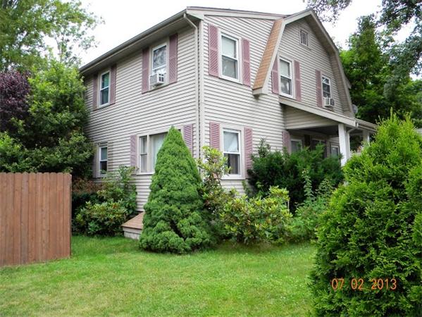9 Vesey Road Randolph, MA 02368 - Photo 3 of 10 Gallery Image 3