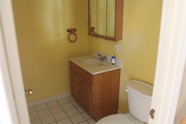 9 Vesey Road Randolph, MA 02368 - Photo 5 of 10 Gallery Image 5