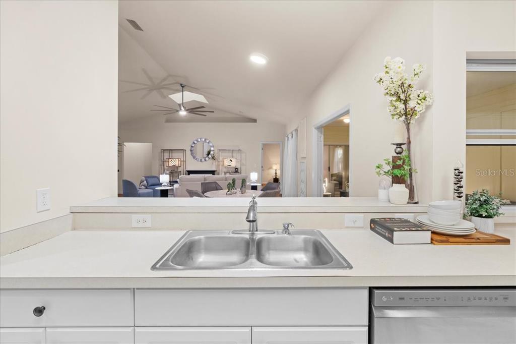 1976 Southwest 66th Drive Gainesville, FL 32607 - Photo 29 of 43