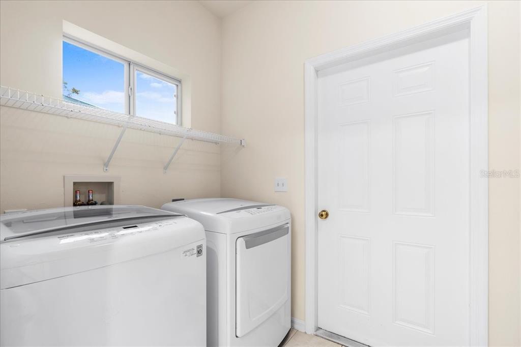 1976 Southwest 66th Drive Gainesville, FL 32607 - Photo 33 of 43