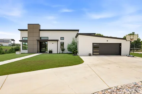 $850,000 | 2088 Eagles Rdg Drive, Weatherford, TX 76087