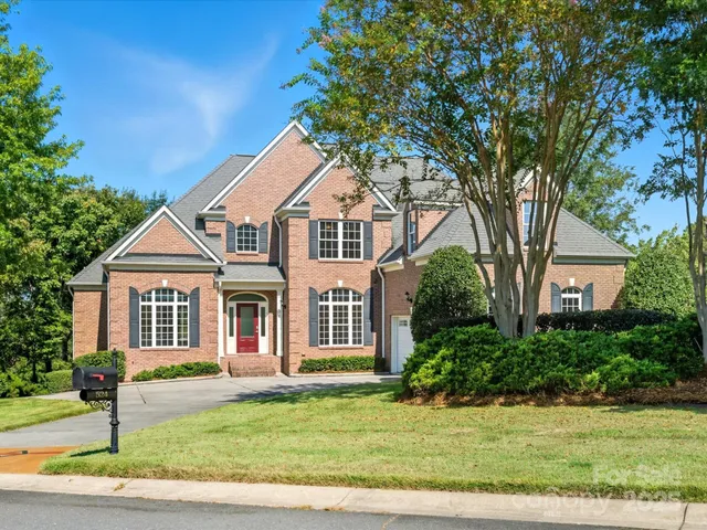$1,775,000 | 524 River Lake Court, Fort Mill, SC 29708