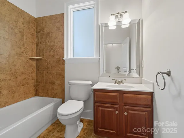 $1,775,000 | 524 River Lake Court, Fort Mill, SC 29708